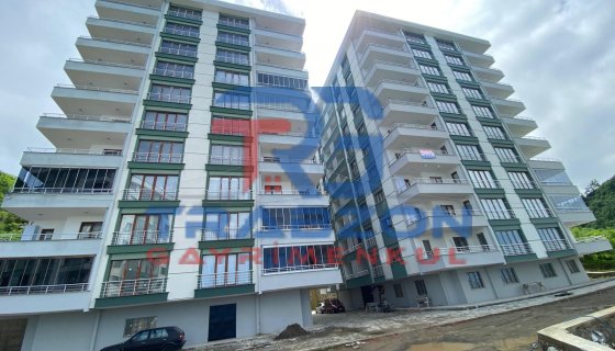 ARSİN YEŞİLCEDE SATILIK DENİZ MANZARALI SIFIR DAİRE