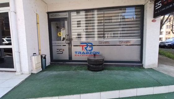 TRABZON KONAKLAR HAVALİMANI KARŞISI DEPOLU SATILIK DÜKKAN